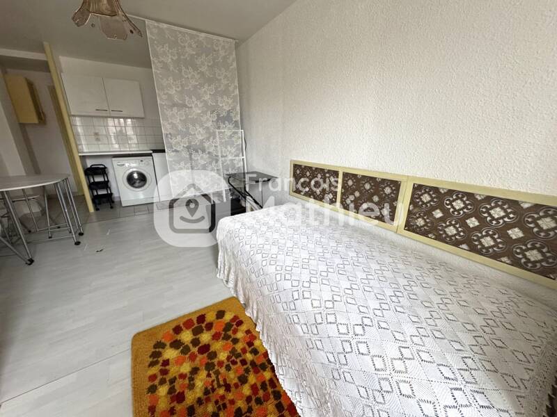 Maison à louer, 24m², VILLARS LES DOMBES