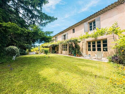 Maison en viager Bouquet 999 000 € 12 pièces 9 chambres 400 m² Noves 13550