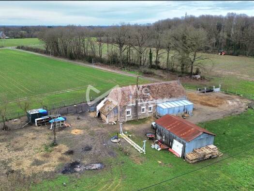 Maison à vendre 126 600 € 5 pièces 2 chambres 78 m² 4 512 m² de terrain Arthezé 72270