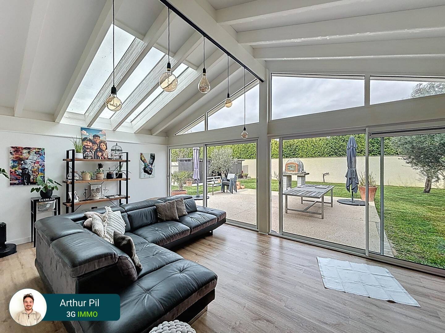 Maison à vendre, 160m², SAINT PIERRE DE CHANDIEU