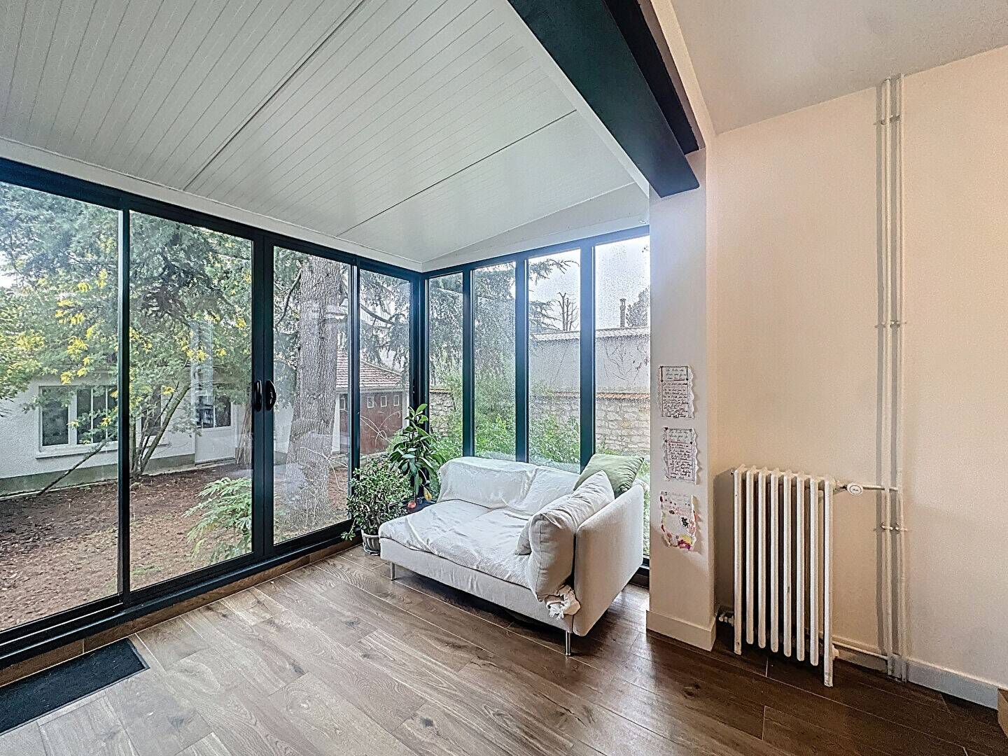 Maison à vendre, 148m², SAINT MAUR DES FOSSES