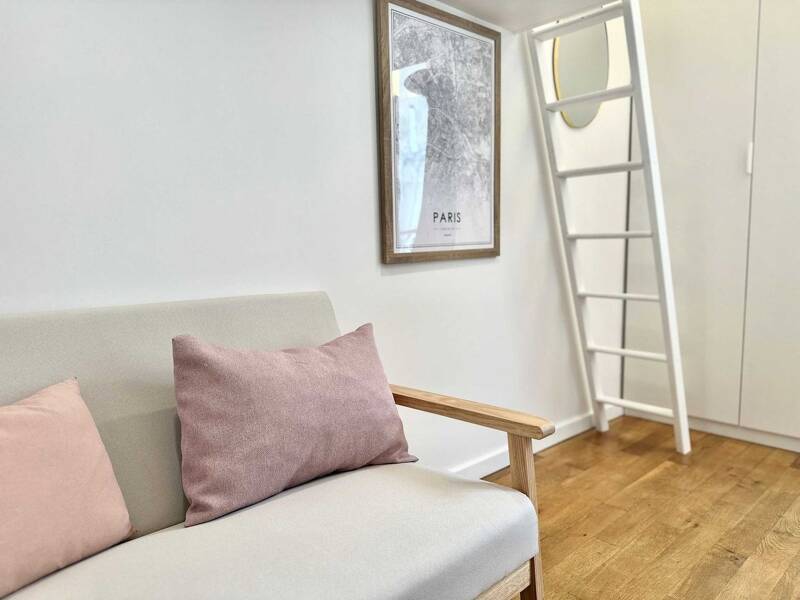 Maison à louer, 0m², PARIS 17E