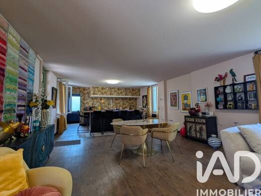 Maison à vendre 235 000 € 4 pièces 3 chambres 99 m² 530 m² de terrain Zone Rurale Saint-Juéry 81160
