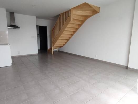 Duplex à louer 905 € 3 pièces 2 chambres 64 m² Étage 2/2 Saint Gilles Sud Saint-Gilles-Croix-de-Vie 85800