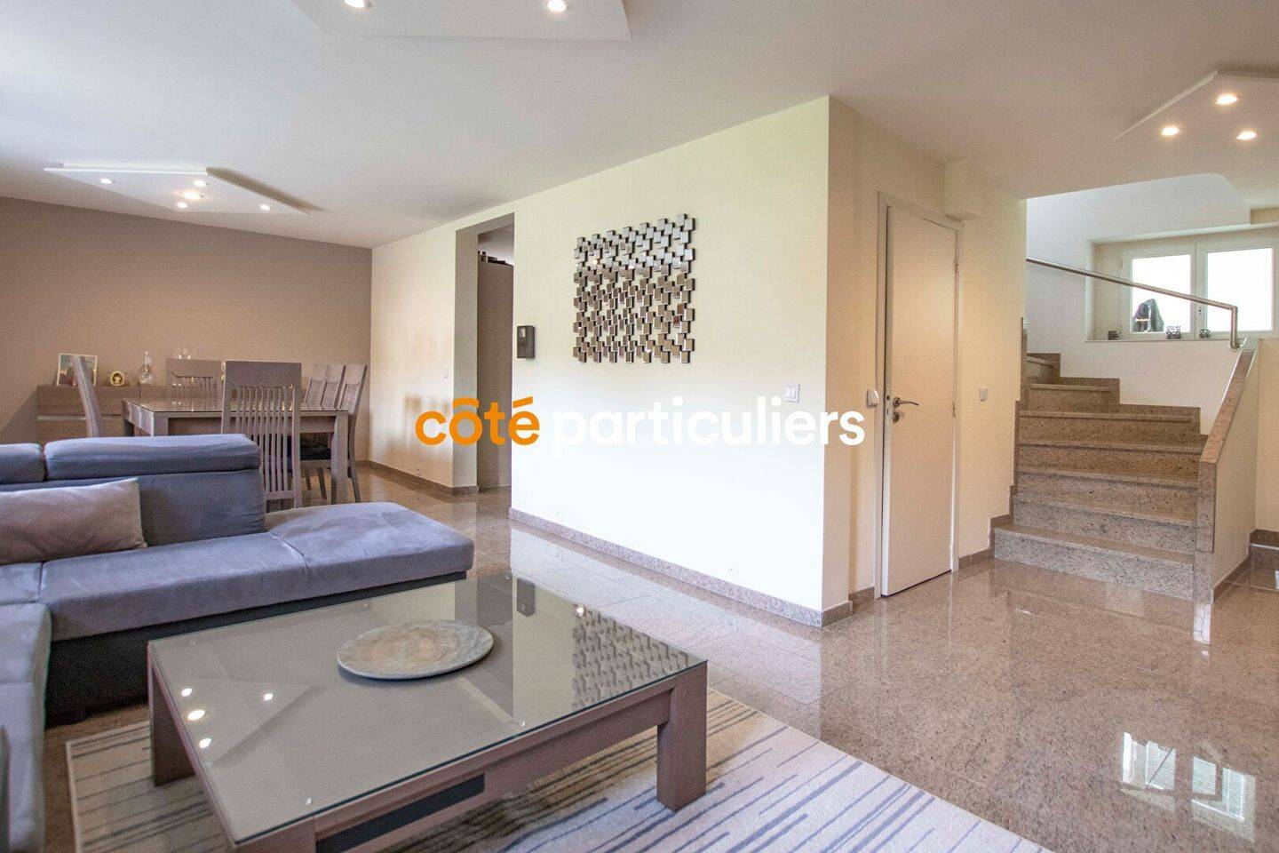 Maison à vendre, 115m², ETREMBIERES