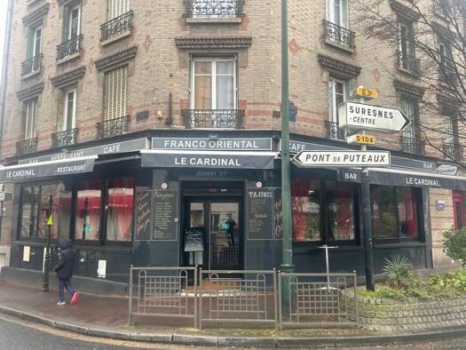 Restaurant à vendre 625 000 € 236 m² d'espace de restauration Plateau Nord Suresnes 92150