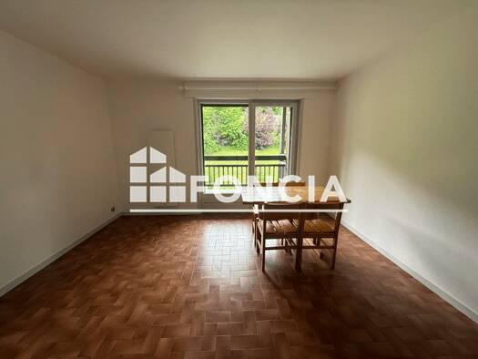 Appartement à louer 620 € 1 pièce 25 m² Étage 2/3 Ouest Saint-Gervais-les-Bains 74170