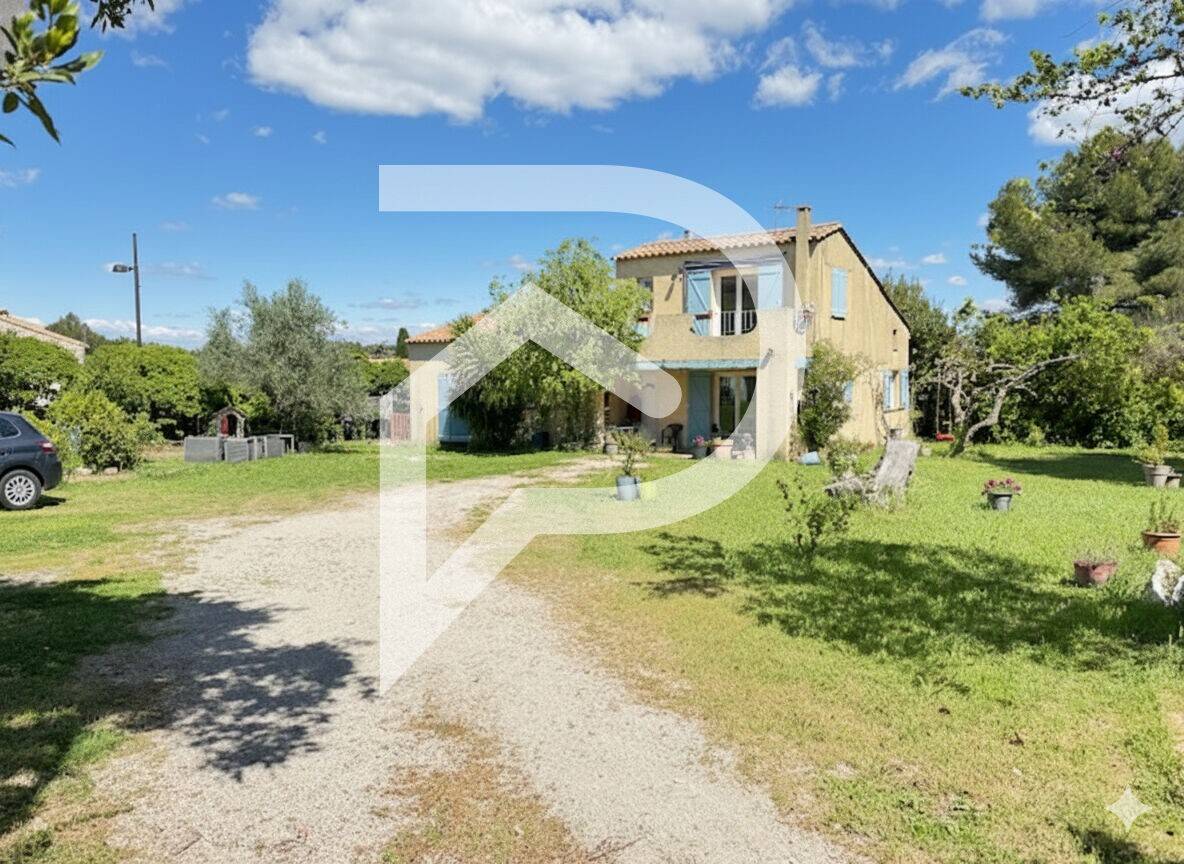 Maison à vendre, 122m², GALLARGUES LE MONTUEUX