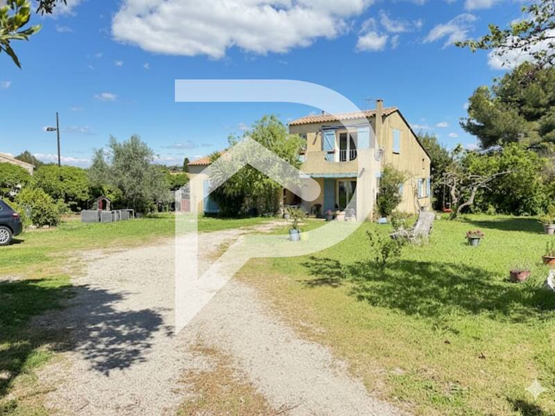 Maison à vendre, 122m², GALLARGUES LE MONTUEUX