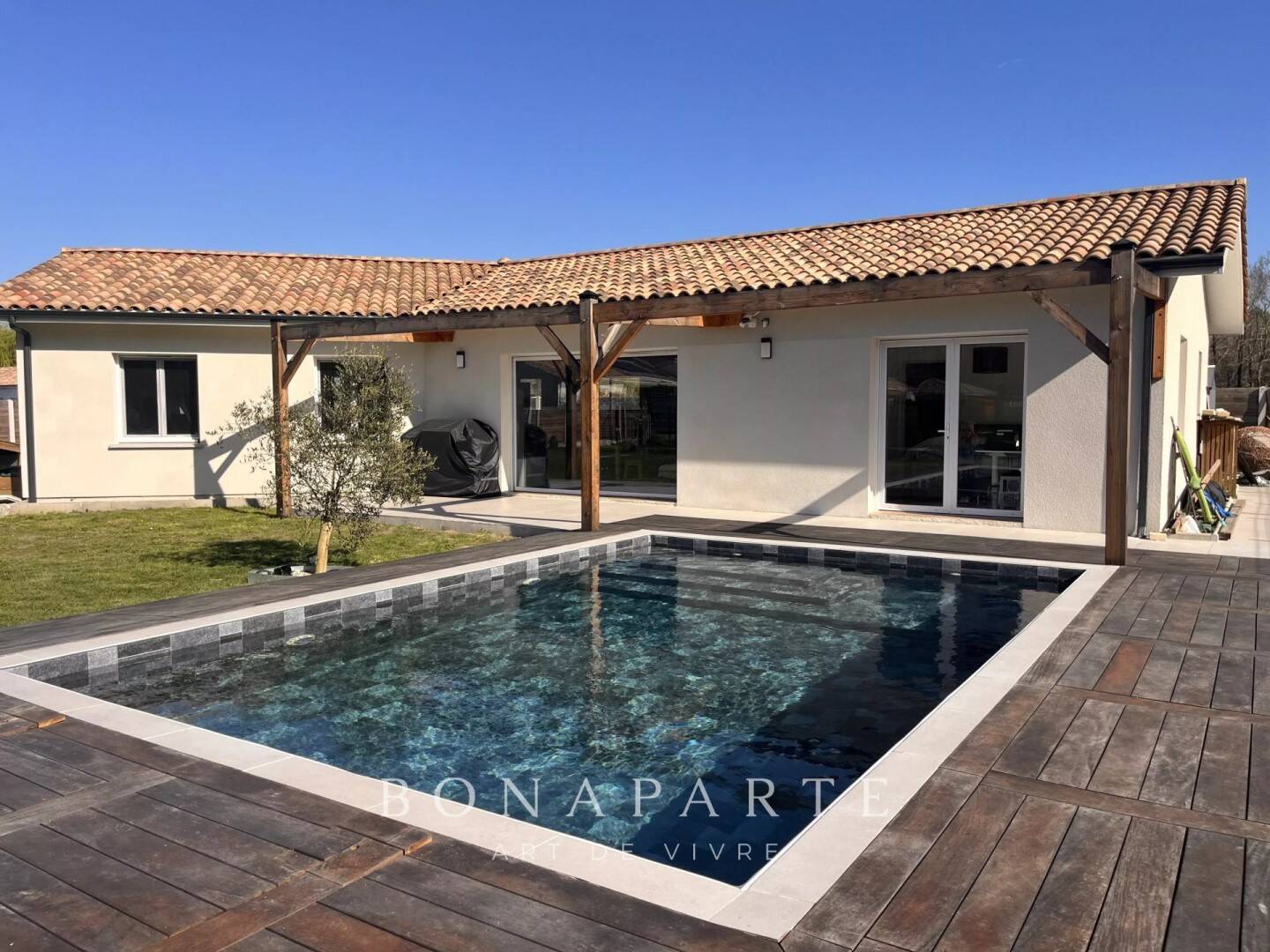 Maison à vendre, 130m², VENDAYS MONTALIVET