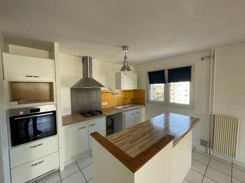 Maison à louer, 82m², EYBENS