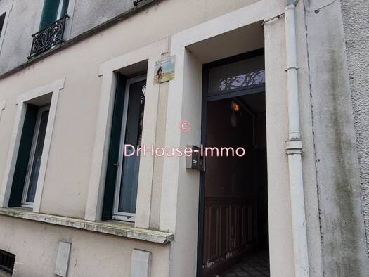 Appartement à vendre 250 000 € 3 pièces 2 chambres 58,23 m² RDC Fontainebleau 77300