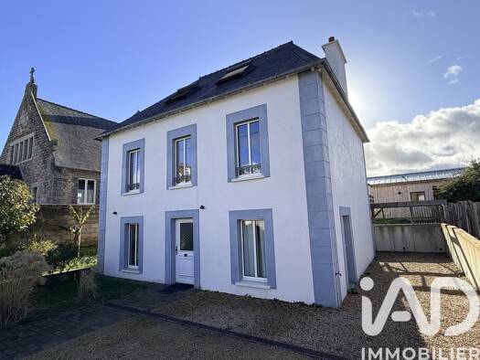 Maison de ville à vendre 476 400 € 7 pièces 4 chambres 145 m² 346 m² de terrain Kernoa-Kerity-Littoral Paimpol 22500