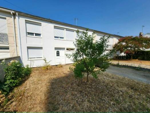 Maison à vendre 107 000 € 6 pièces 4 chambres 85 m² 341 m² de terrain Faubourg Sud Châtellerault 86100