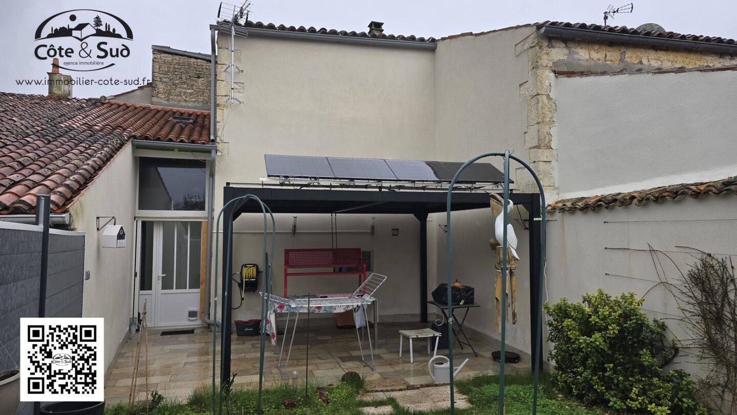 Maison à vendre, 93m², SURGERES