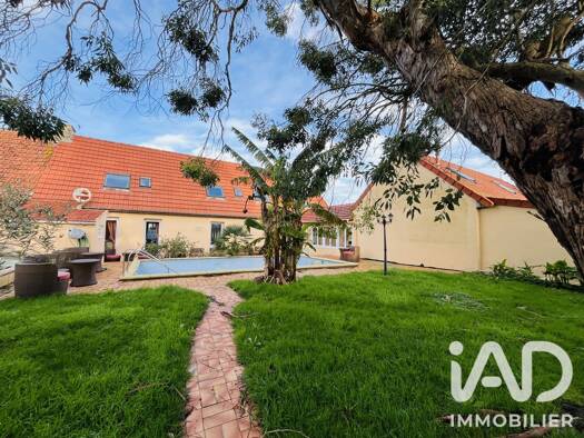 Maison à vendre 385 000 € 13 pièces 5 chambres 325 m² 2 313 m² de terrain Sainte-Mère-Église 50480