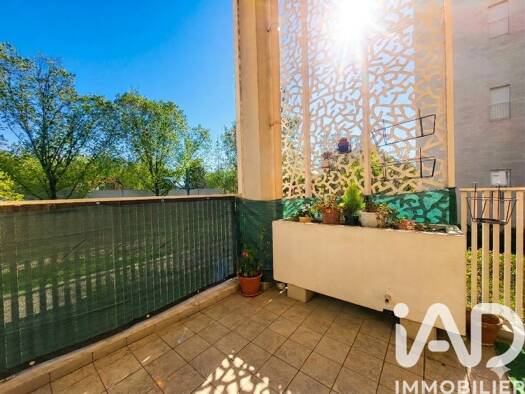 Triplex à vendre 485 000 € 5 pièces 3 chambres 95 m² Étage 1/3 Village Chandon Gennevilliers 92230