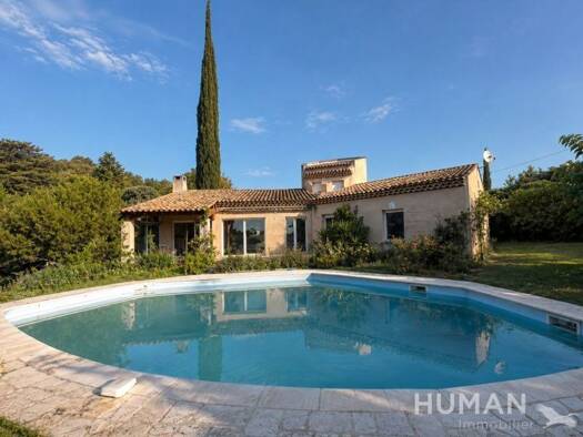 Maison à vendre 885 000 € 4 pièces 3 chambres 136 m² 1 557 m² de terrain Les Platanes Aix-en-Provence 13100