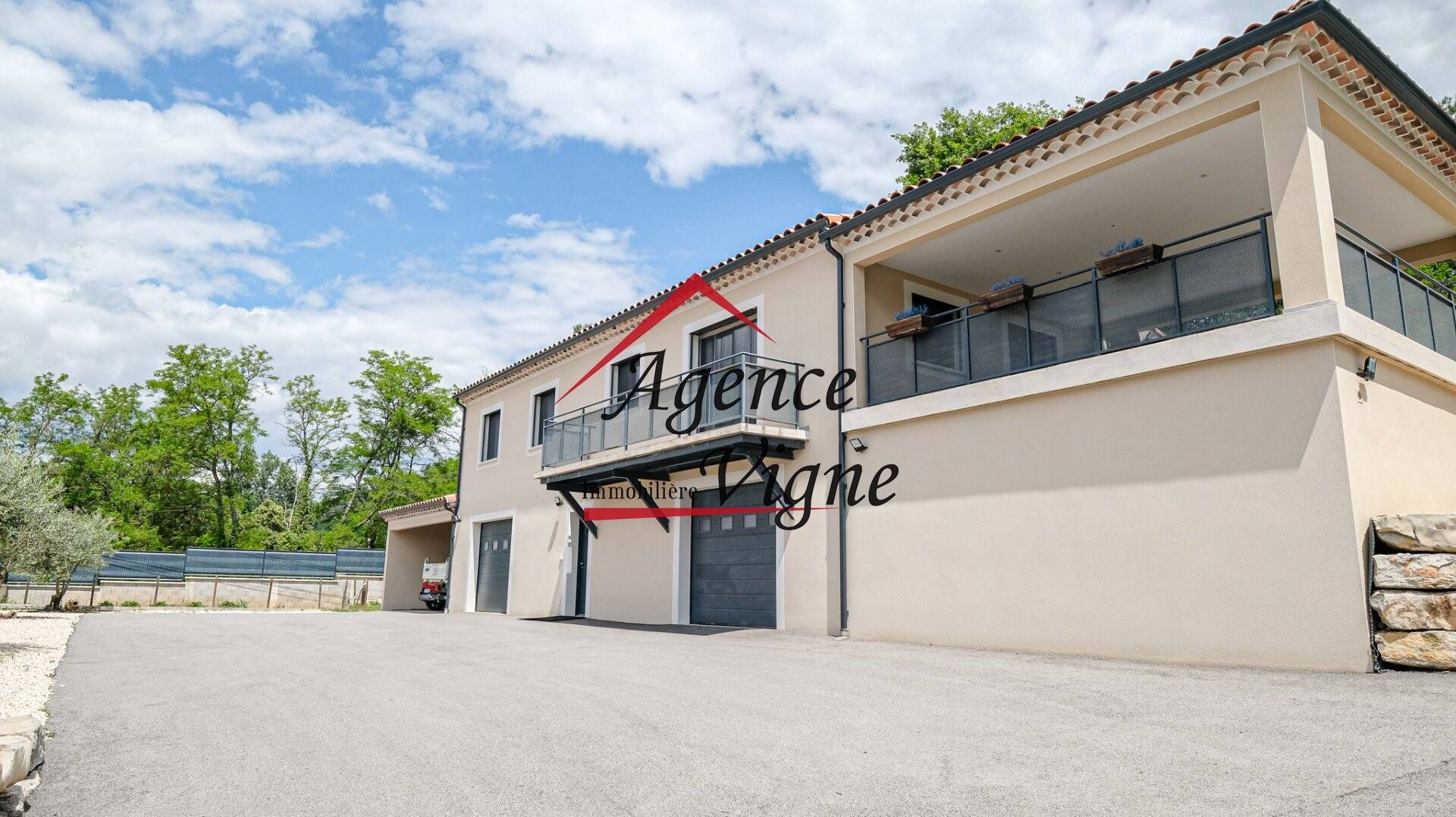 Maison à vendre, 115m², GAGNIERES