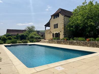 Maison à vendre 393 000 € 6 pièces 4 chambres 200 m² 2 880 m² de terrain Faycelles 46100