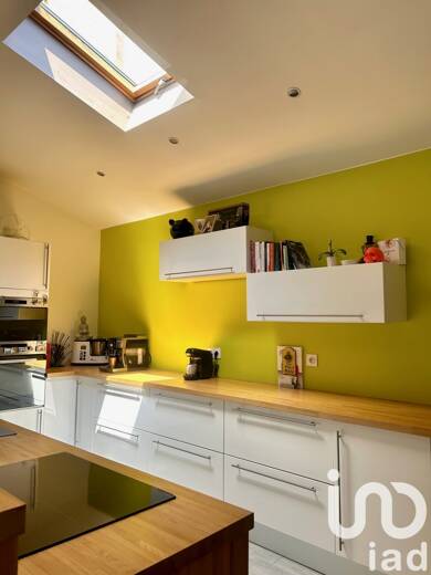 Maison à louer 1 700 € 6 pièces 5 chambres 177 m² Cussac-Fort-Médoc 33460