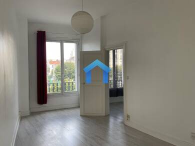 Appartement à vendre 190 000 € 2 pièces 1 chambre 35,1 m² Dernier étage, Étage 2/2 Centre Ville-Commerce Enghien les Bains 95880