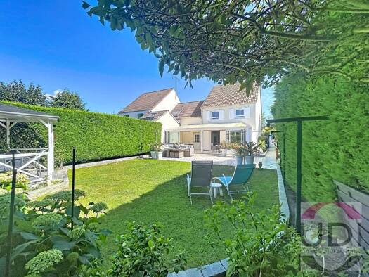 Maison à vendre 320 000 € 4 pièces 3 chambres 89 m² 342 m² de terrain Les Mares Yvon Sainte-Geneviève-des-Bois 91700