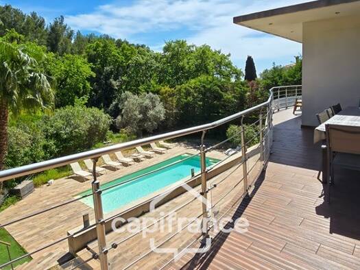 Villa à vendre 1 040 000 € 7 pièces 5 chambres 240 m² 2 194 m² de terrain Valette Nord La Valette-du-Var 83160