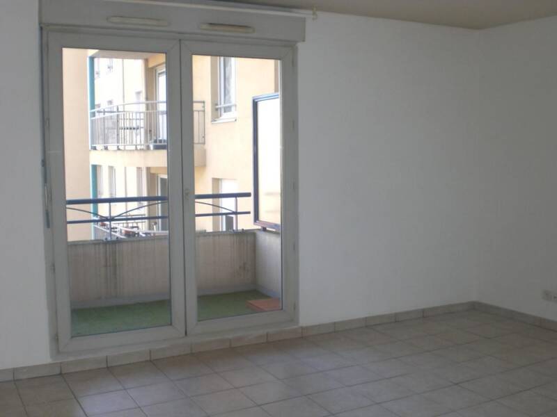 Maison à louer, 51m², LYON 8E