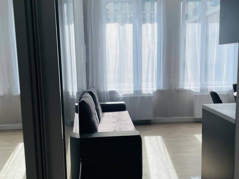 Maison à louer, 18m², PARIS 18E