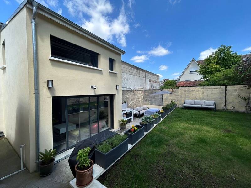 Maison à louer, 107m², NANTERRE