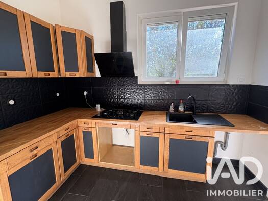 Appartement à vendre 141 500 € 4 pièces 1 chambre 69 m² RDC/2 Louhans Louhans 71500