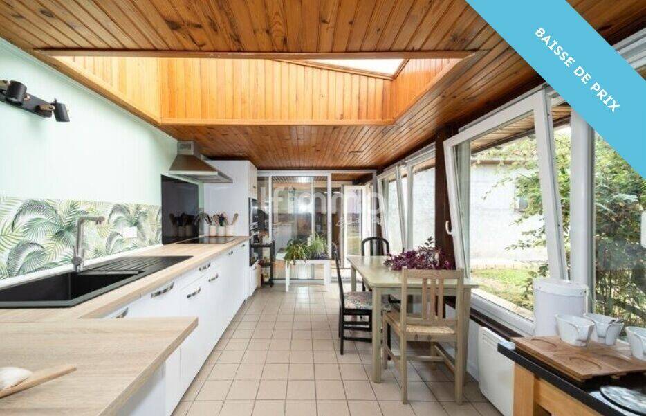 Maison à vendre, 103m², SAINT YZAN DE SOUDIAC
