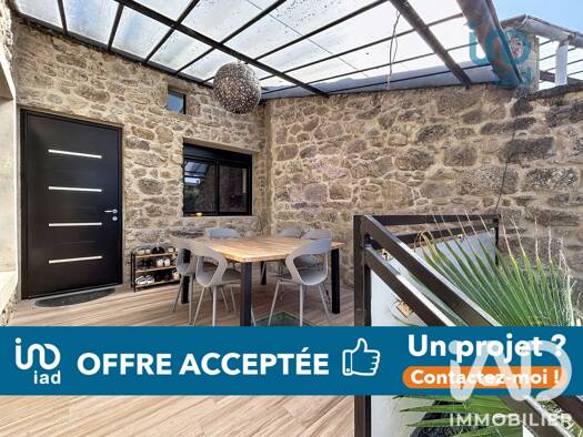 Maison à vendre 225 000 € 3 pièces 2 chambres 88,37 m² 93 m² de terrain Lupé 42520