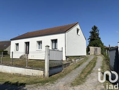 Maison de plain-pied à vendre 159 000 € 5 pièces 4 chambres 125 m² 1 140 m² de terrain Clastres 02440