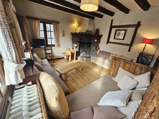 Chalet à vendre 598 500 € 6 pièces 5 chambres 102 m² 214 m² de terrain La Salle les Alpes 05240