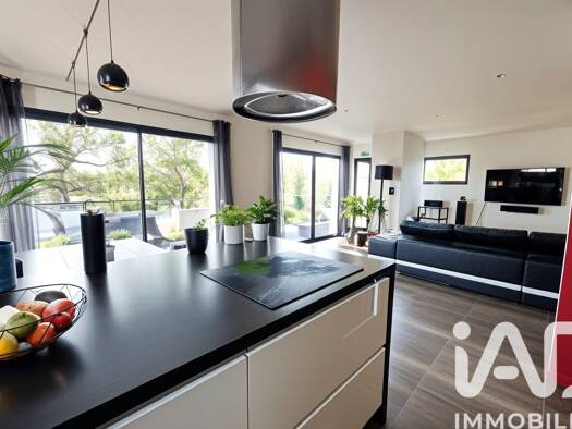 Appartement à vendre 324 900 € 3 pièces 2 chambres 111 m² Étage 1/1 Rive Droite de la Sèvre Clisson 44190