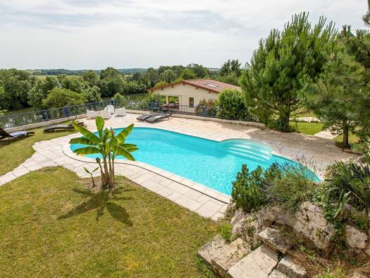 Maison à vendre 465 000 € 10 pièces 6 chambres 231 m² 6 107 m² de terrain Ray sur Saone 70130
