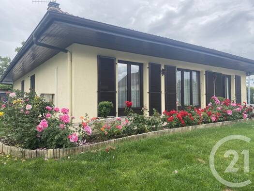 Maison à vendre 690 000 € 6 pièces 3 chambres 145,1 m² 1 004 m² de terrain Vétraz-Monthoux 74100