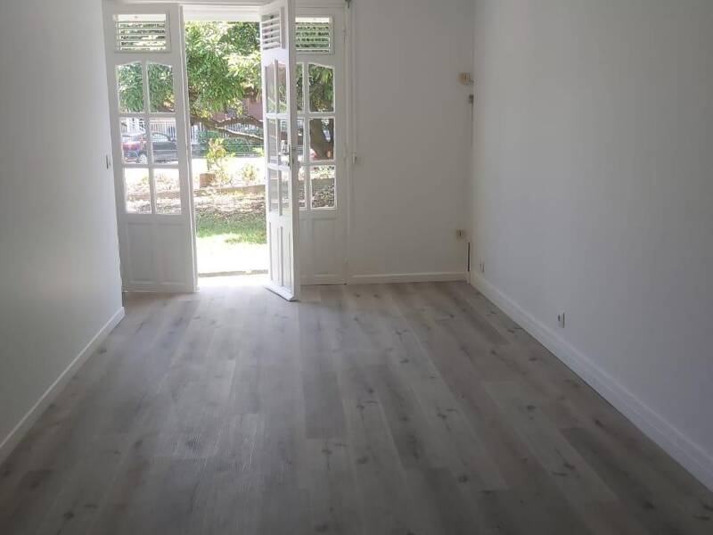 Maison à louer, 80m², LE GOSIER