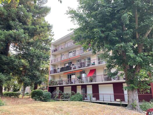 Appartement à vendre 295 000 € 4 pièces 3 chambres 79 m² Étage 3/4 Mozart Ouest Vélizy-Villacoublay 78140
