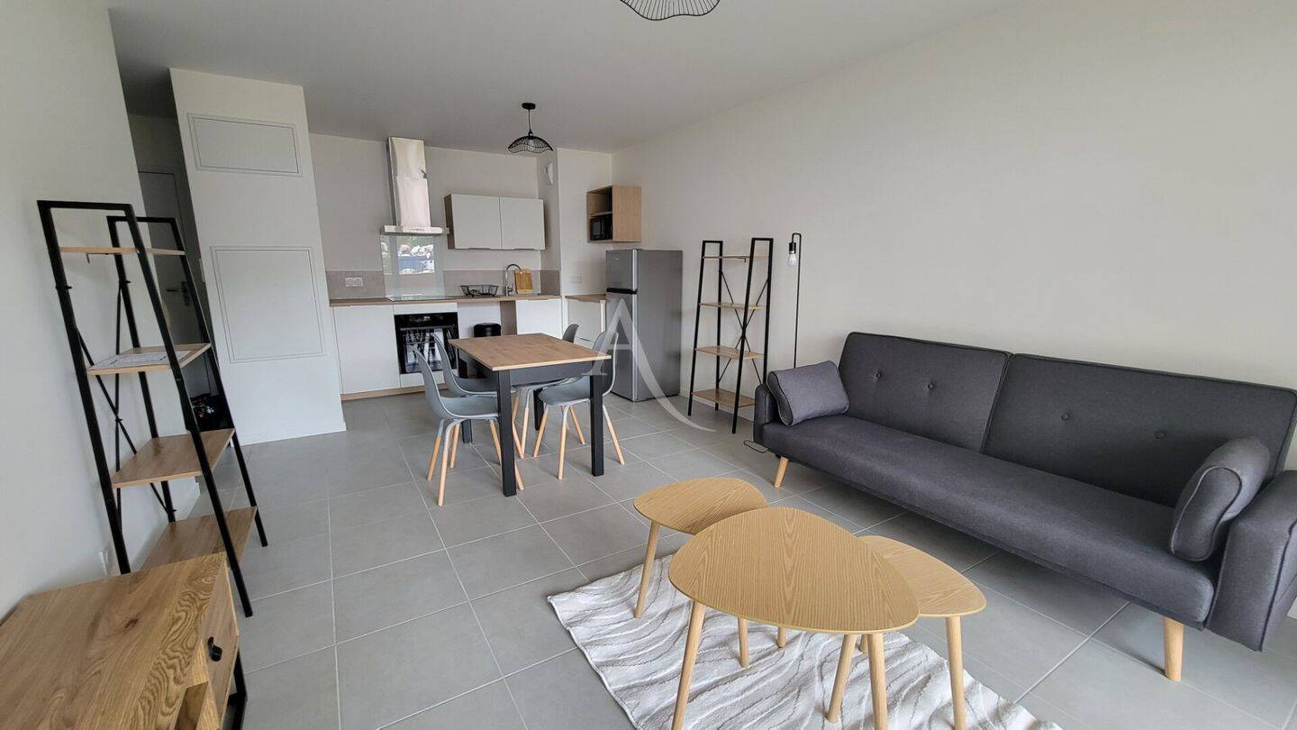Maison à louer, 61m², PAU