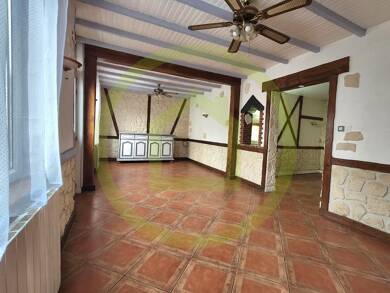 Maison à vendre 100 000 € 5 pièces 3 chambres 100 m² 218 m² de terrain Tergnier Tergnier 02700