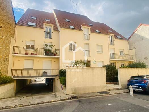 Appartement à vendre 288 500 € 4 pièces 2 chambres 68 m² Étage 2/2 Sud Triel-sur-Seine 78510