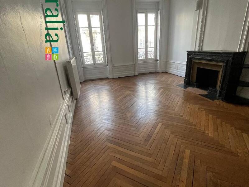 Maison à louer, 106m², LYON 3E