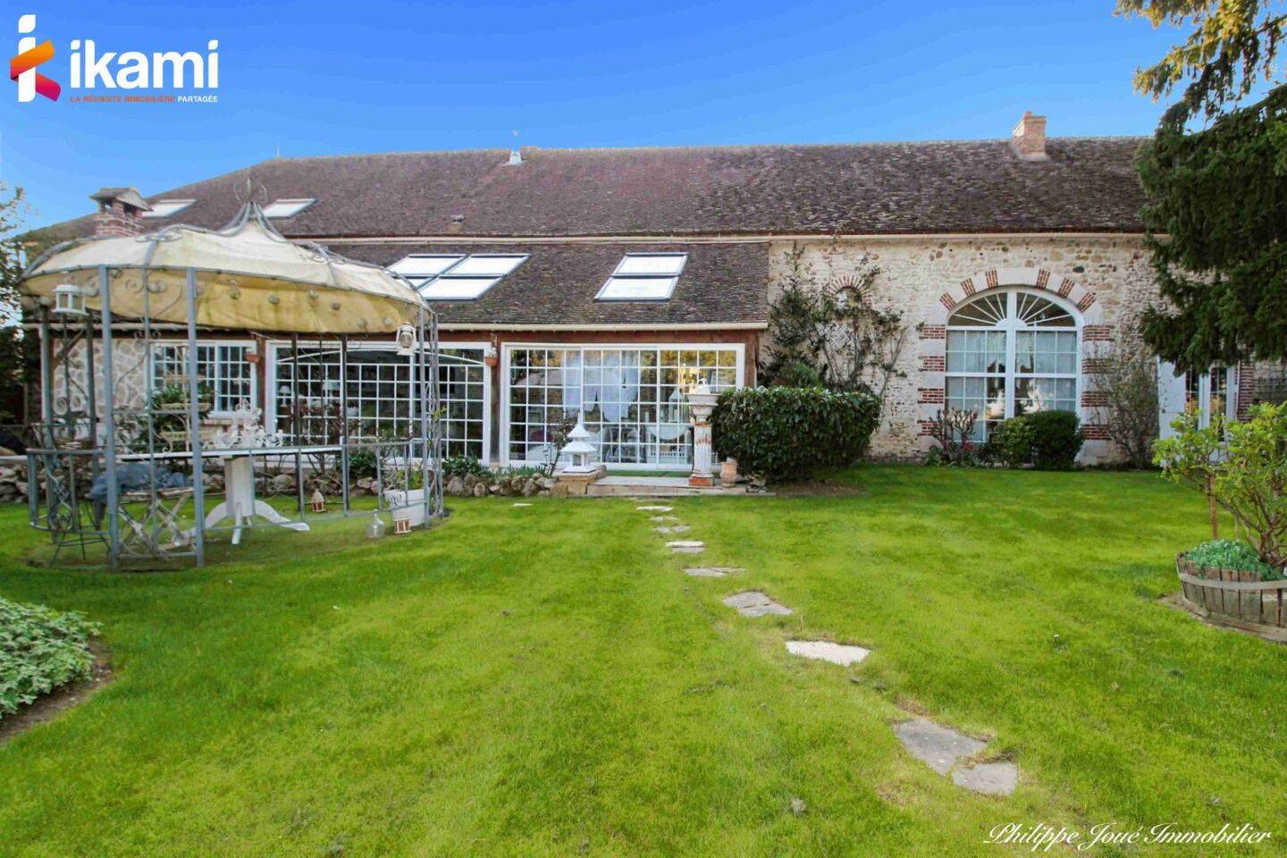 Maison à vendre, 1100m², EGREVILLE