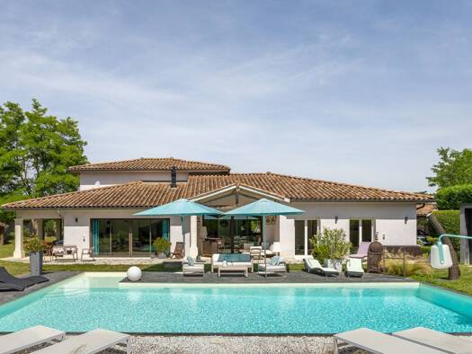 Maison à vendre 1 420 000 € 7 pièces 5 chambres 290 m² 3 660 m² de terrain Sathonay-Village 69580