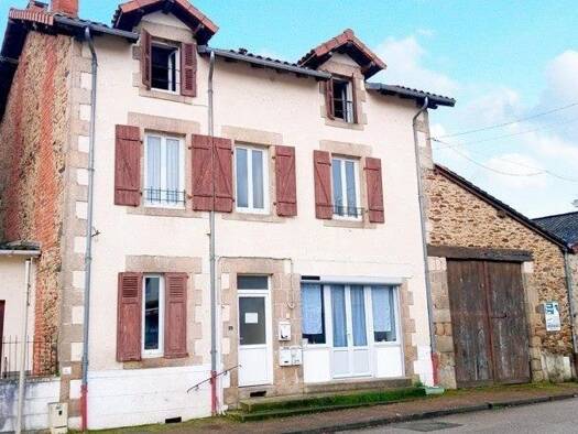 Immeuble à vendre 129 600 € 261 m² Saint-Victurnien 87420