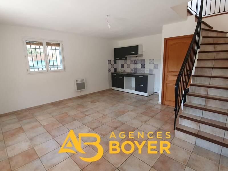 Maison à louer, 49m², SANARY SUR MER