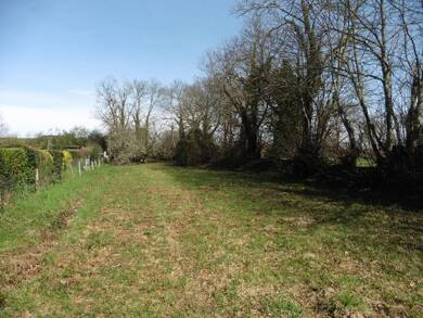 Terrain constructible à vendre 55 000 € 1 102 m² de terrain Le Trévoux 29380